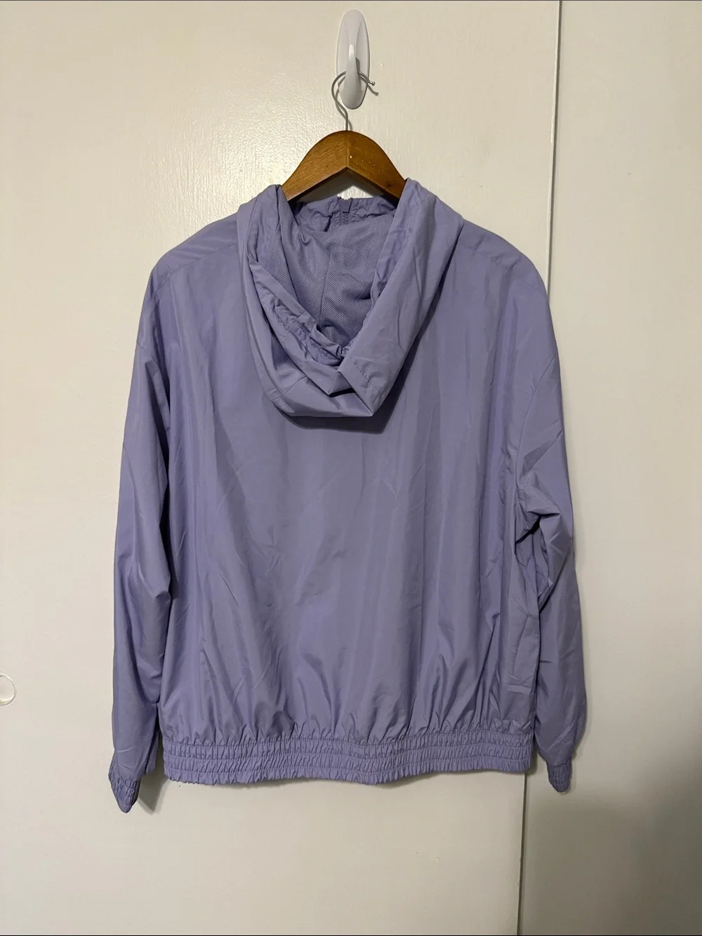 NWT Nike Women Loose UV Hooded Jacket Pockets Lilac Purple L Lightweight Summer